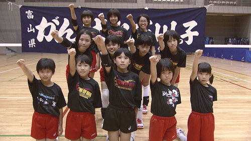 庄川スポーツ少年団女子バレーボール部.jpg